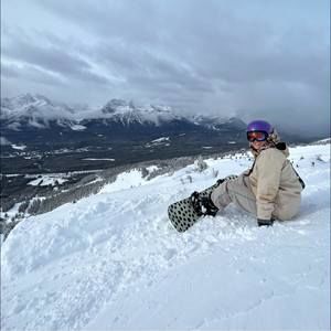 Meet your Posher, Claire